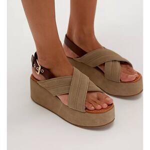 Free People Beach Club Solid Platform Sandals Fawn Suede Size 7.5 NWOB Summer